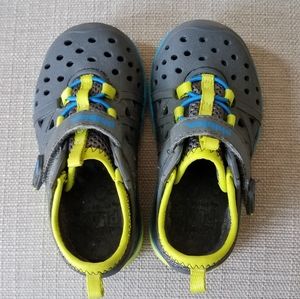 Stride Rite Made2Play Phibian Shoes